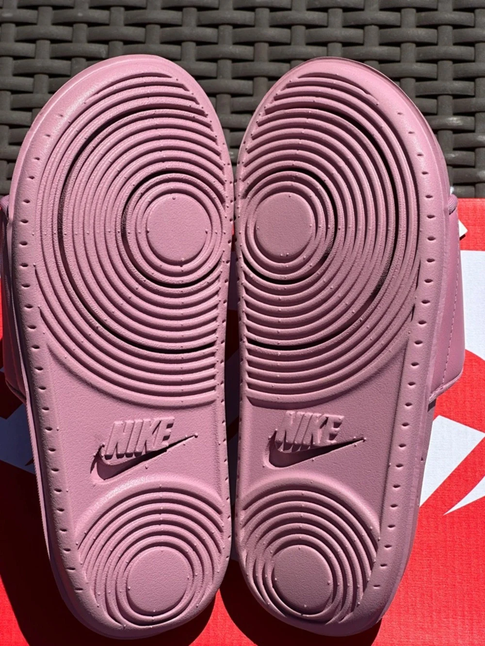 Womens Nike Offcourt Recovery Plush Casual Sandal Slides Womens 9 | 10 | 11 NEW